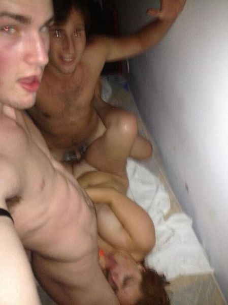 Creative! free amatuer lesbian posts her vag